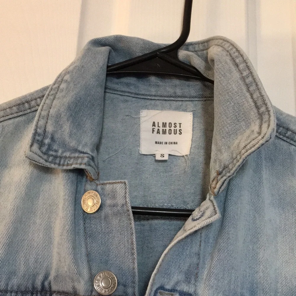 Jean Jacket - Picture 2 of 3